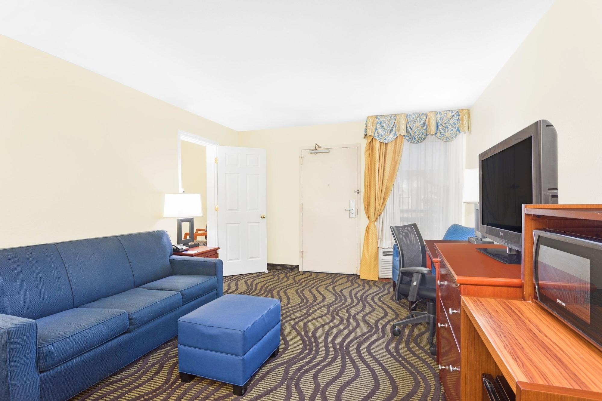 Hotel Baymont By Wyndham Midtown