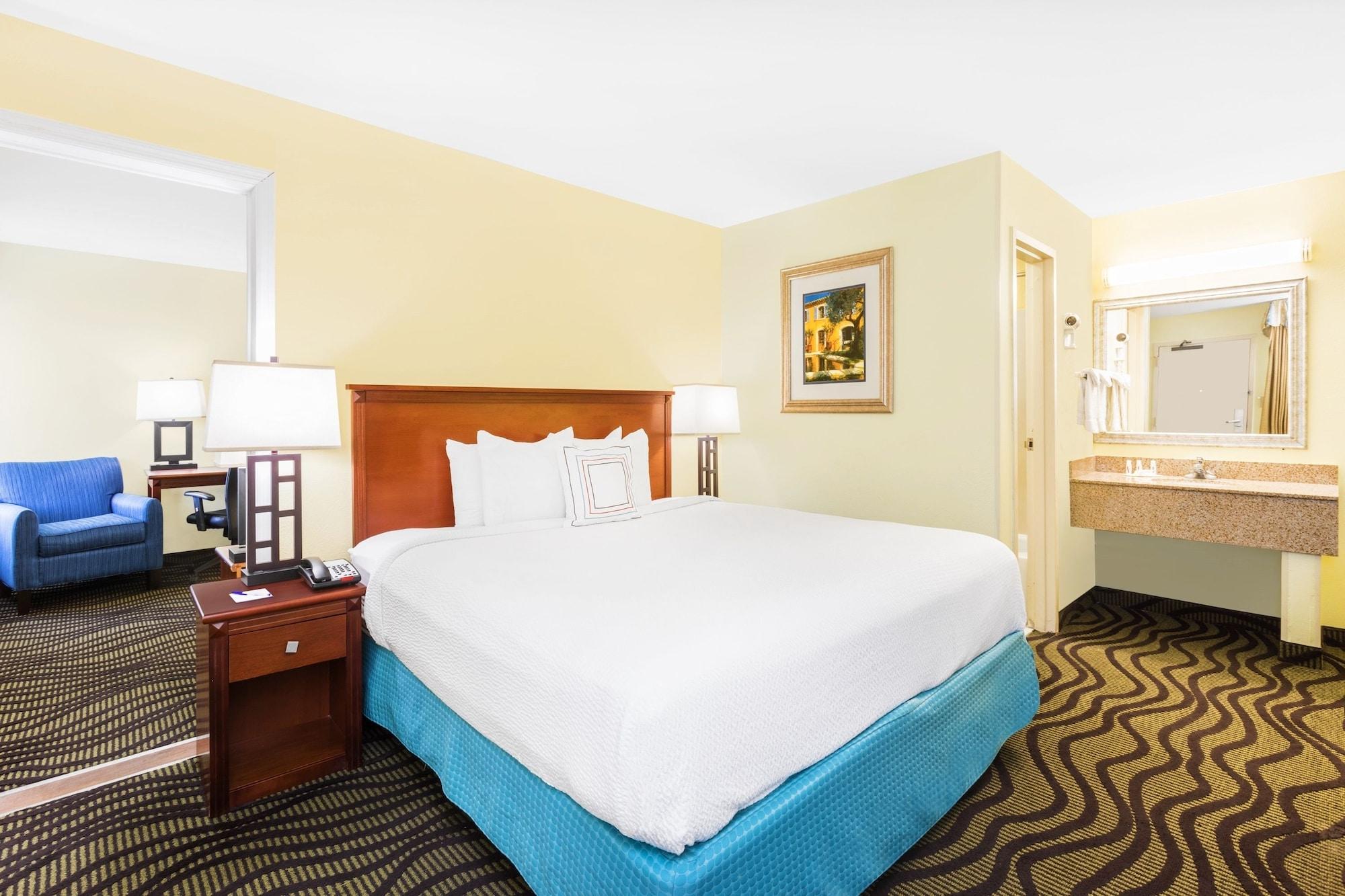 Baymont By Wyndham Midtown 3* Savannah