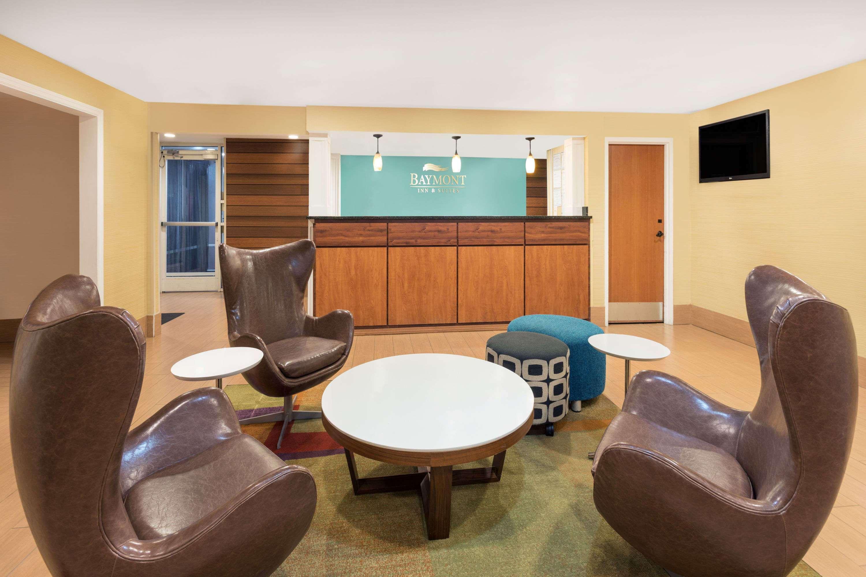 Baymont By Wyndham Midtown Hotel