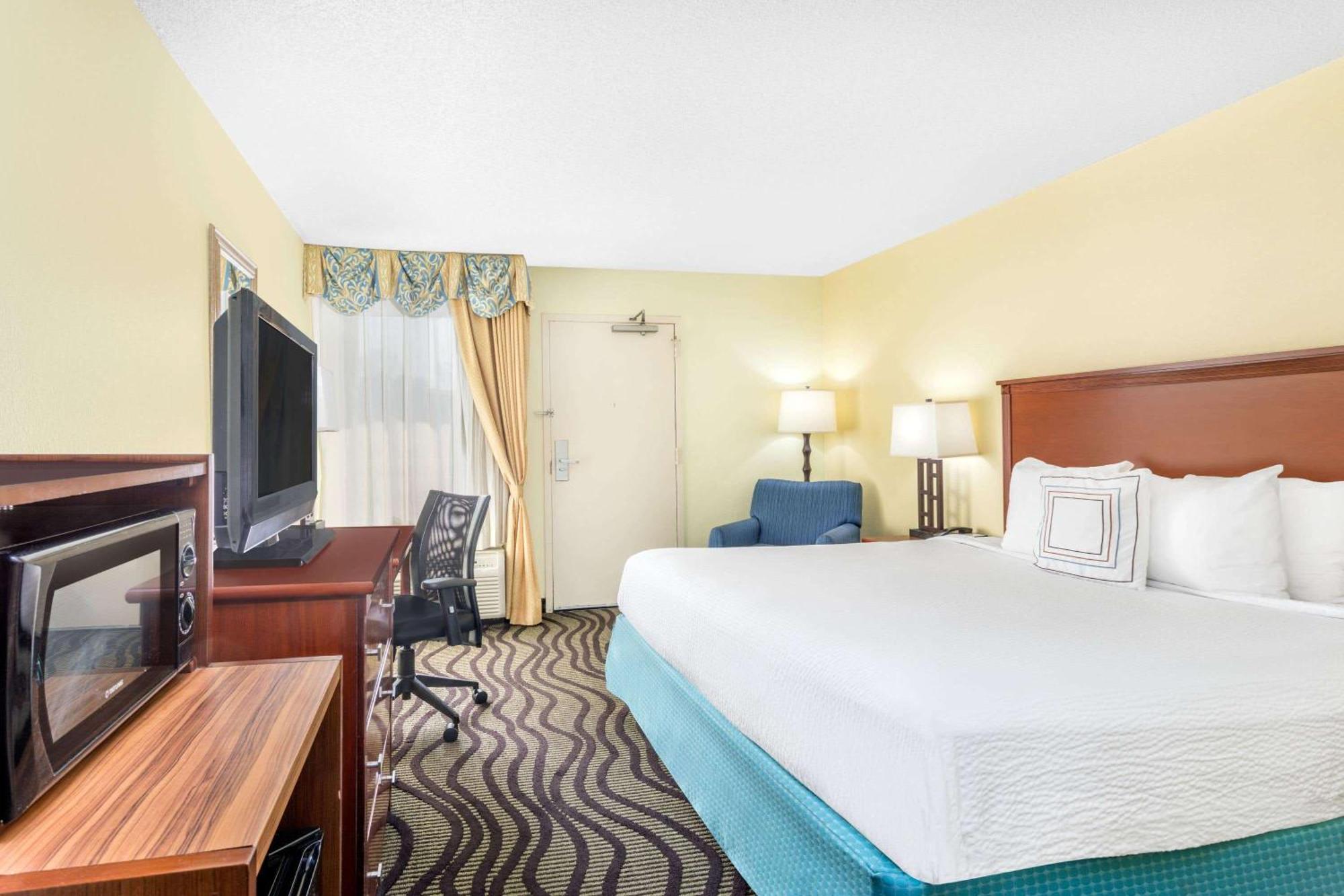 Baymont By Wyndham Midtown 3* Savannah