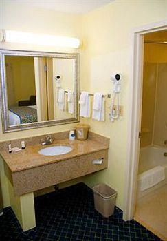 Baymont By Wyndham Midtown Hotel 3*