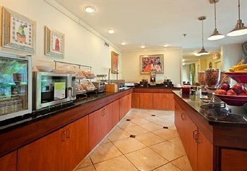 Baymont By Wyndham Midtown Hotel Savannah